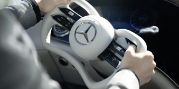 Mercedes EQS steer by wire steering system digital dashboard - Mercedes-Benz